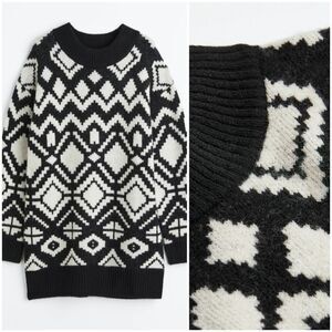 H&M Women's XS MAMA Jacquard-Knit Crewneck Geometric Pattern Sweater Black White